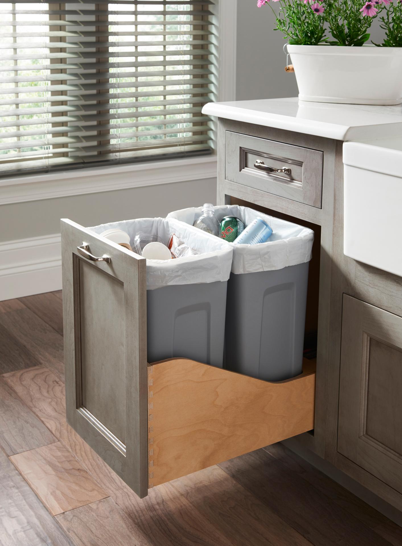 Medallion Pullout Waste Containers