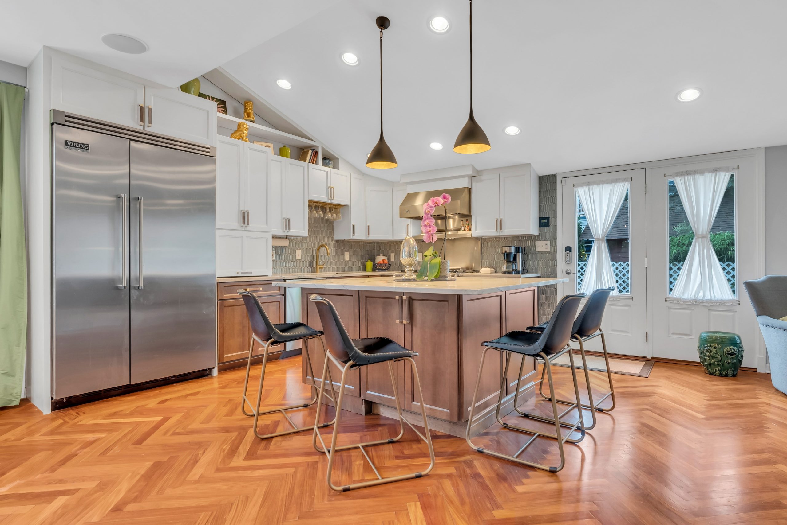 Kitchen interior with wide view