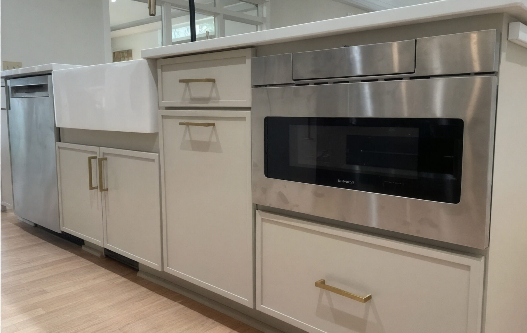Kitchen interior with wide view
