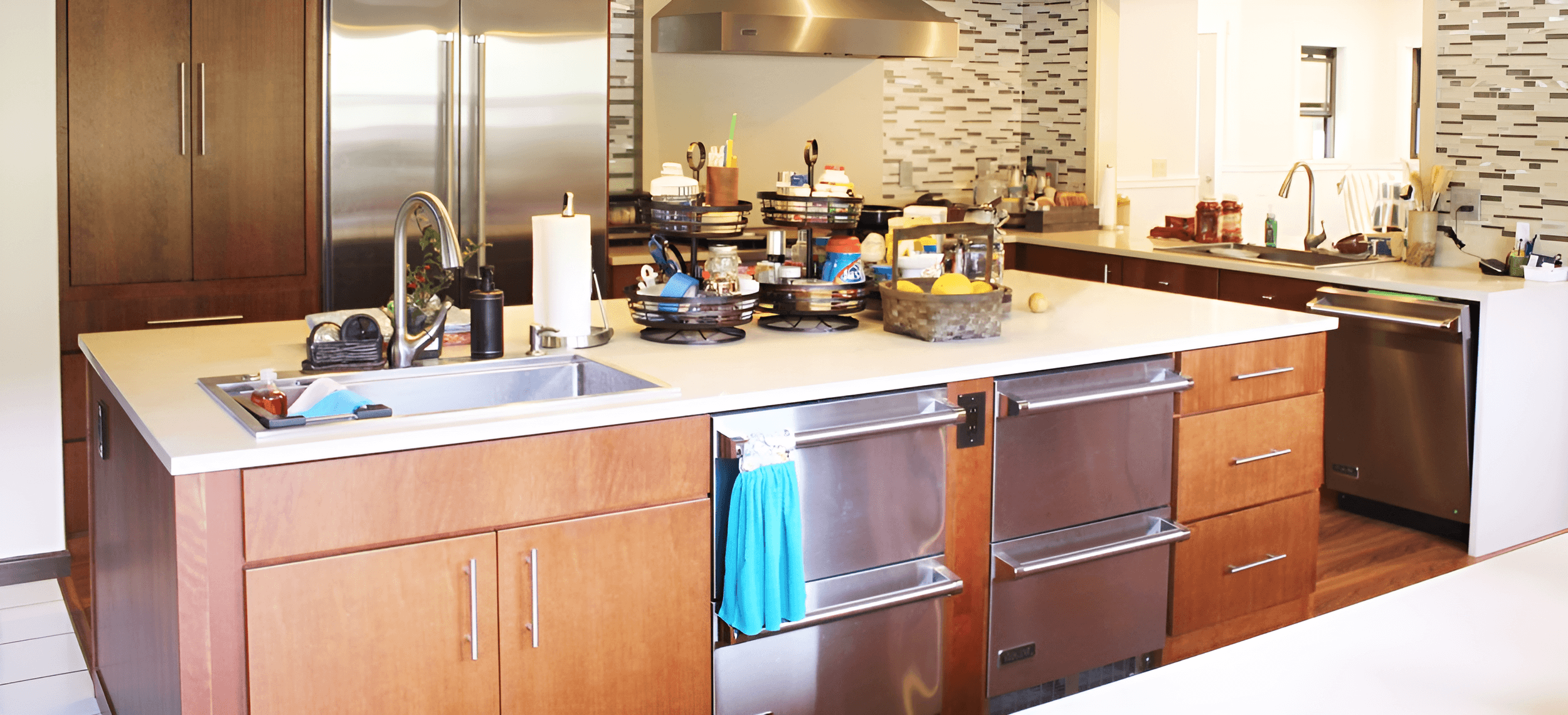 Kitchen interior with wide view