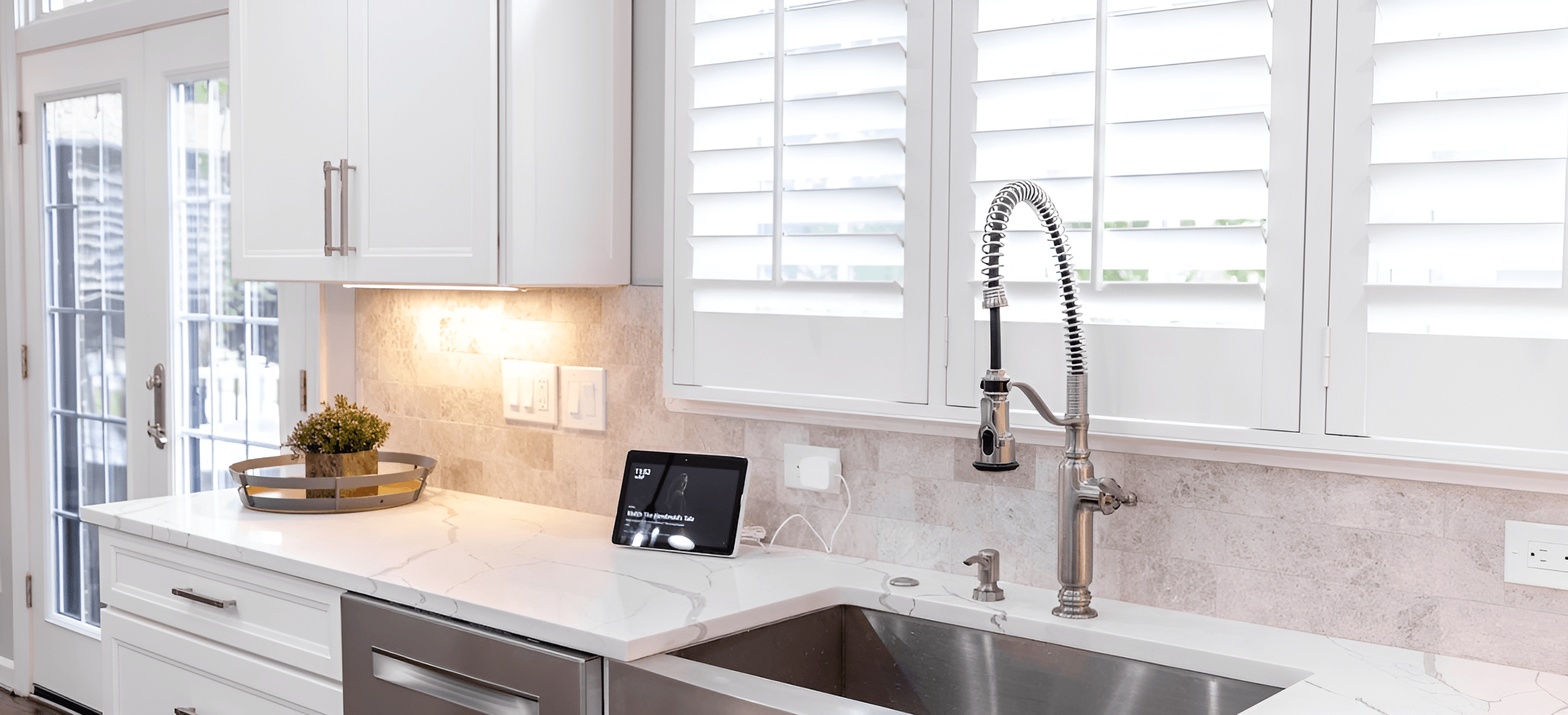 Kitchen interior with wide view
